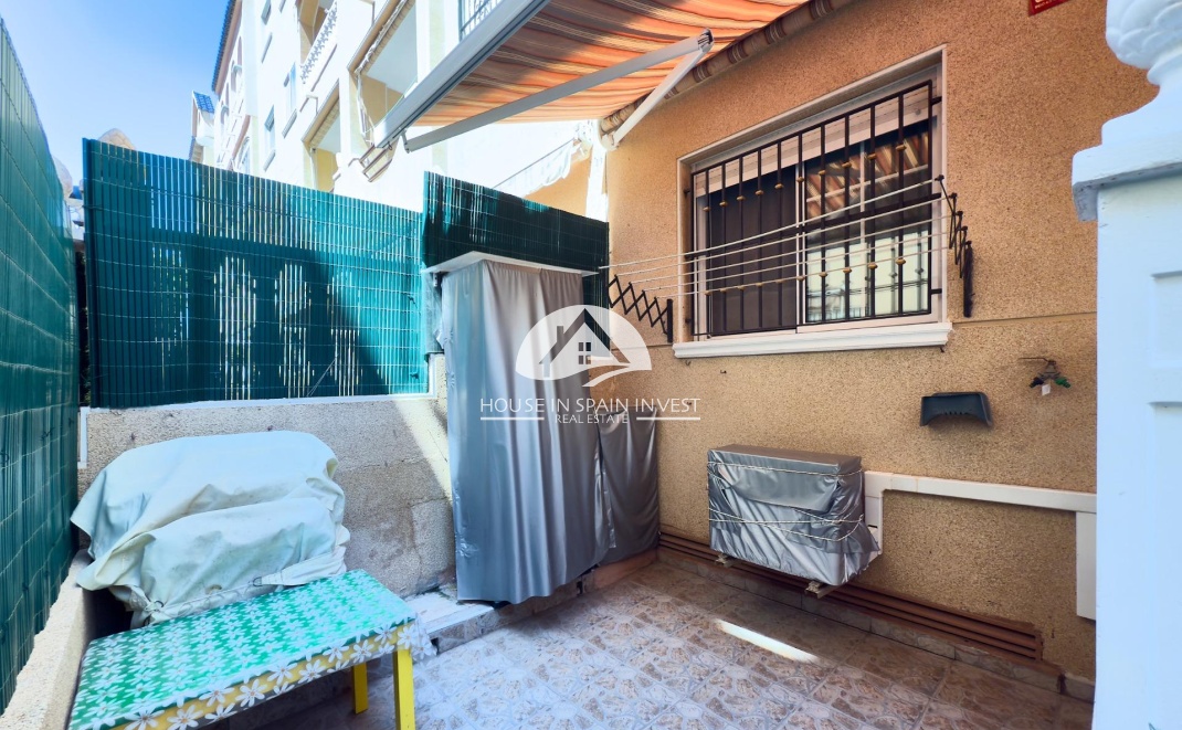 Herverkoop - Gelijkvloerse bungalow - Torrevieja - La Mata