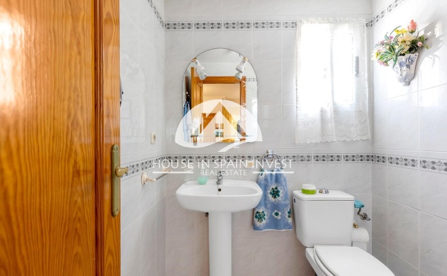 Herverkoop - Gelijkvloerse bungalow - Torrevieja - La Mata