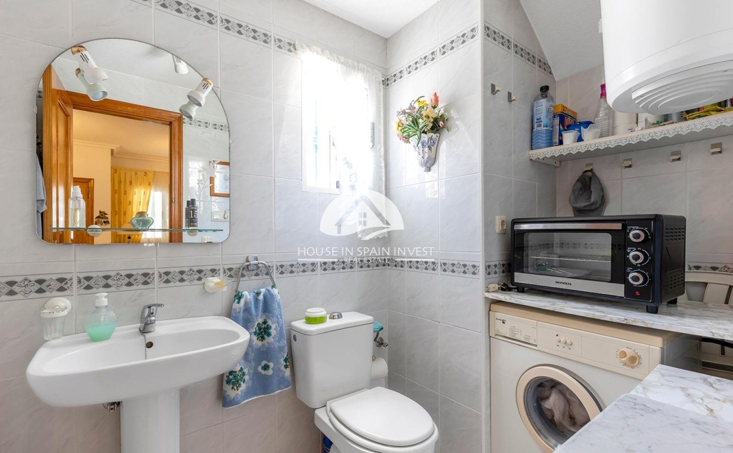 Herverkoop - Gelijkvloerse bungalow - Torrevieja - La Mata