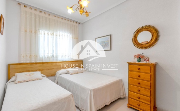 Herverkoop - Gelijkvloerse bungalow - Torrevieja - La Mata