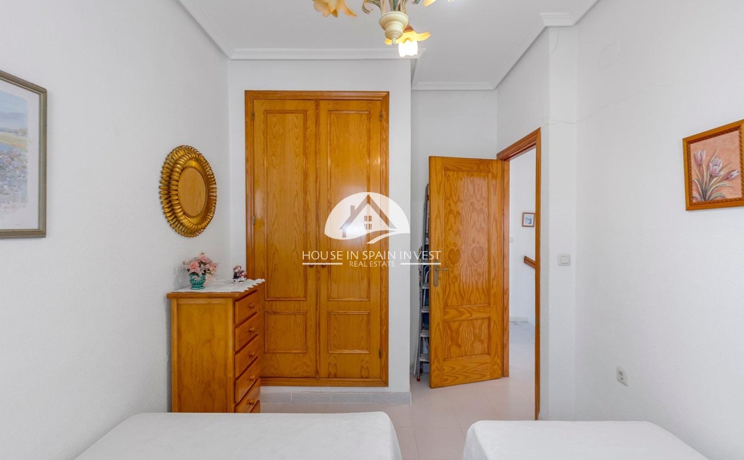 Herverkoop - Gelijkvloerse bungalow - Torrevieja - La Mata