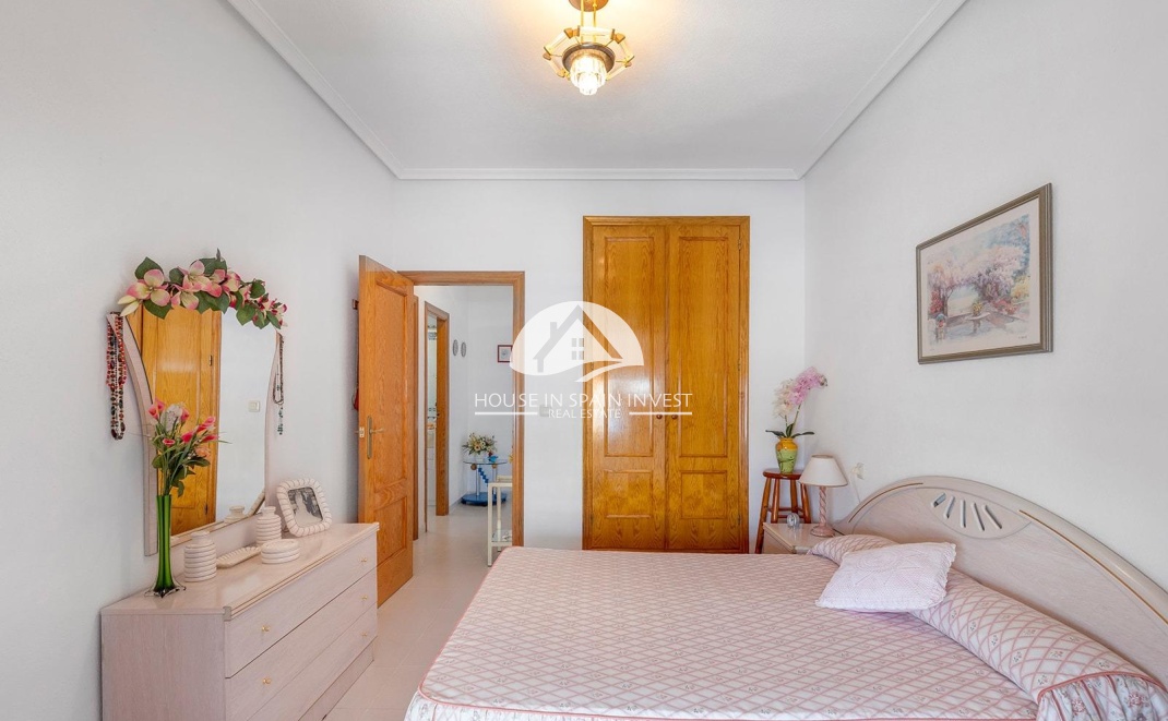 Herverkoop - Gelijkvloerse bungalow - Torrevieja - La Mata