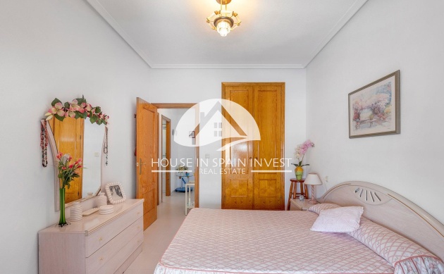 Herverkoop - Gelijkvloerse bungalow - Torrevieja - La Mata