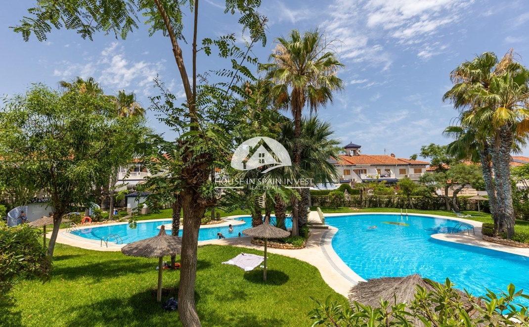 Herverkoop - Gelijkvloerse bungalow - Torrevieja - La Mata