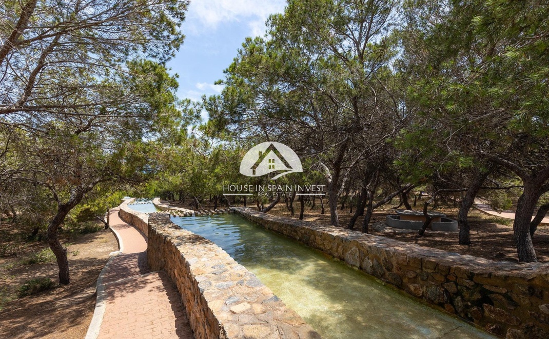 Herverkoop - Gelijkvloerse bungalow - Torrevieja - La Mata