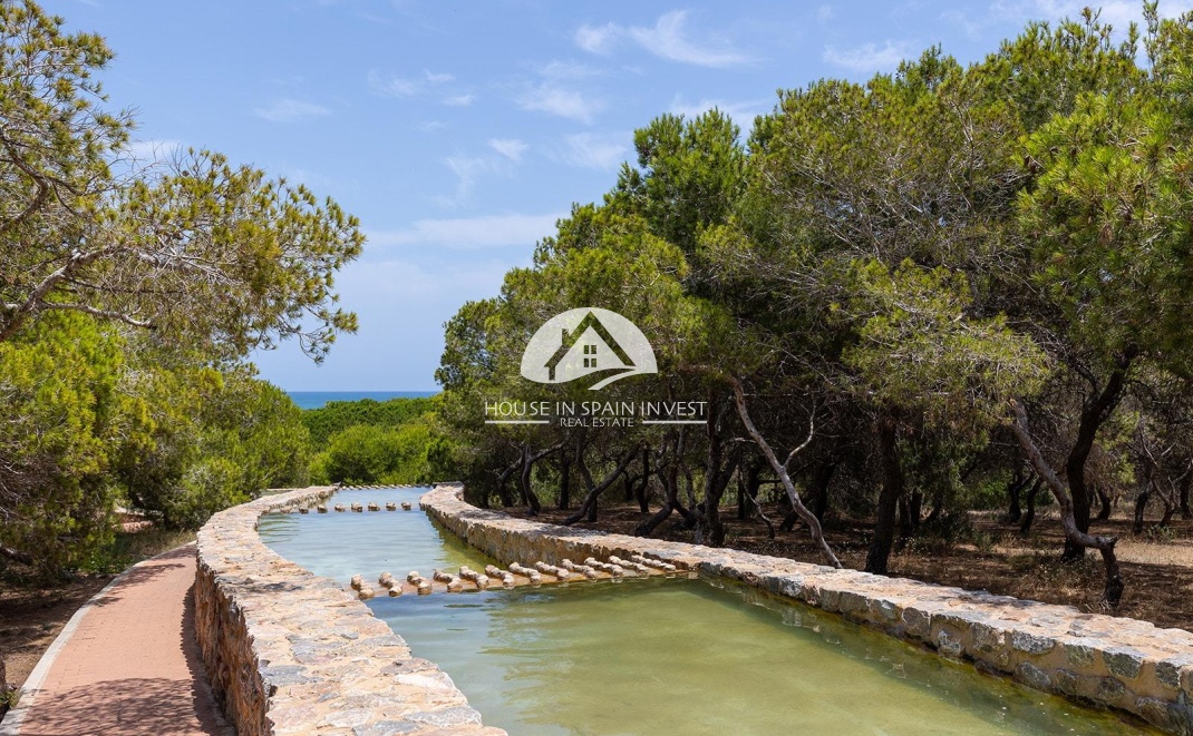 Herverkoop - Gelijkvloerse bungalow - Torrevieja - La Mata