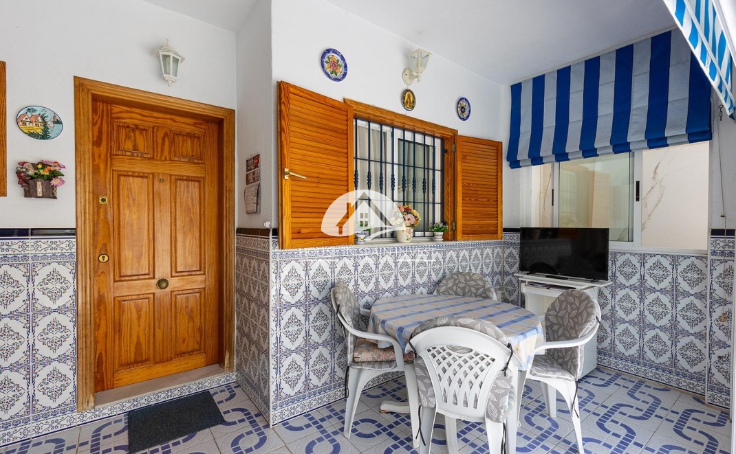 Herverkoop - Gelijkvloerse bungalow - Torrevieja - La Mata