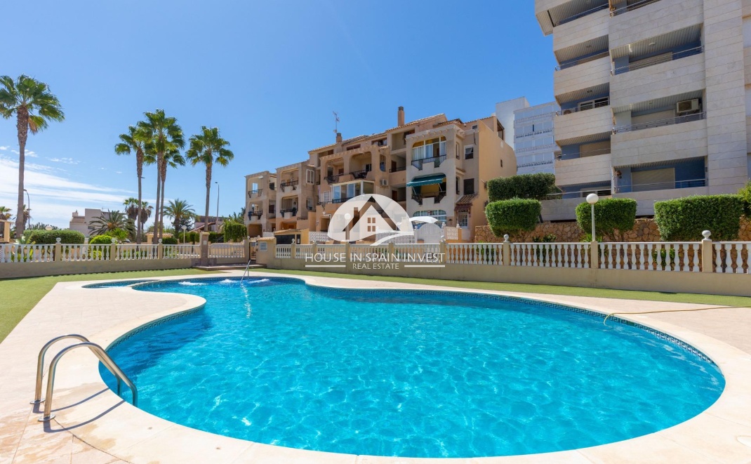 Herverkoop - Villa - Torrevieja - La Mata