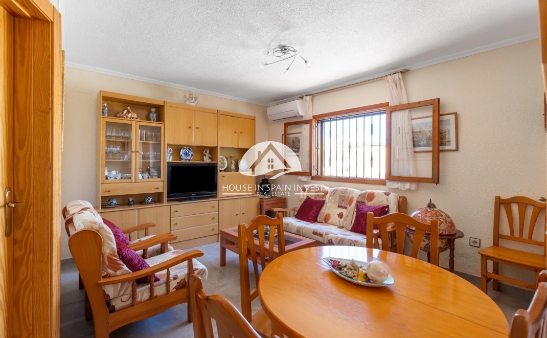 Herverkoop - Villa - Torrevieja - La Mata