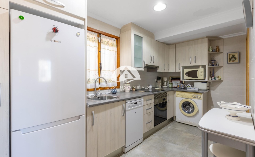 Herverkoop - Villa - Torrevieja - La Mata