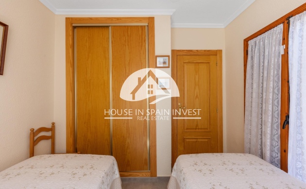 Herverkoop - Villa - Torrevieja - La Mata