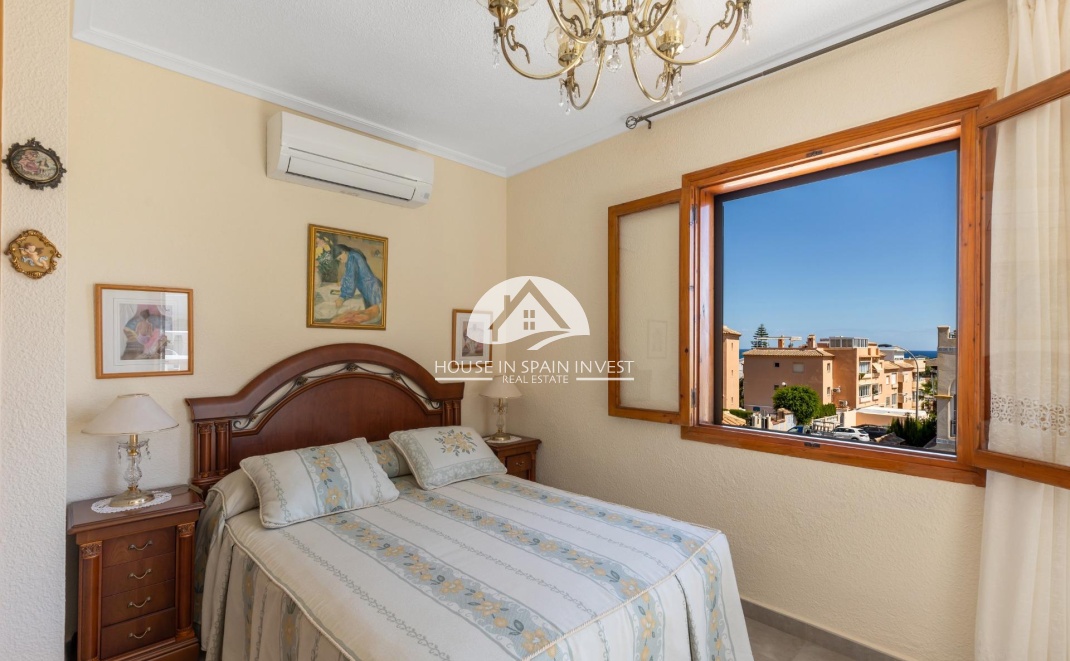 Herverkoop - Villa - Torrevieja - La Mata