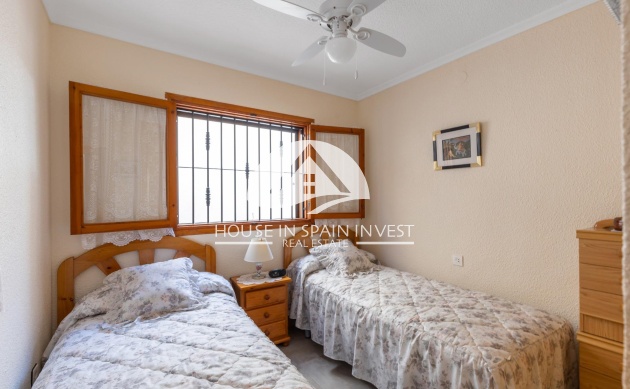 Herverkoop - Villa - Torrevieja - La Mata