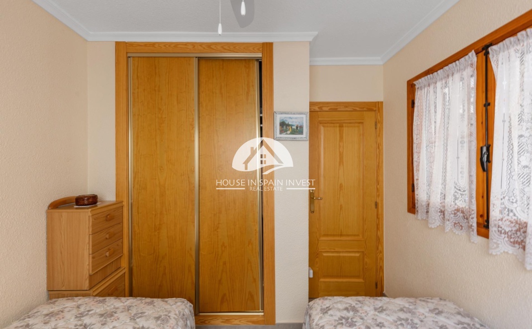 Herverkoop - Villa - Torrevieja - La Mata