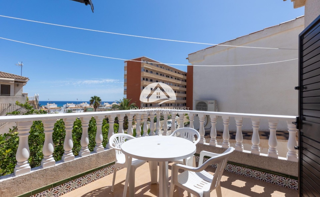 Herverkoop - Villa - Torrevieja - La Mata