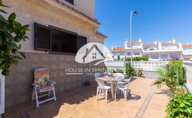 Herverkoop - Villa - Torrevieja - La Mata