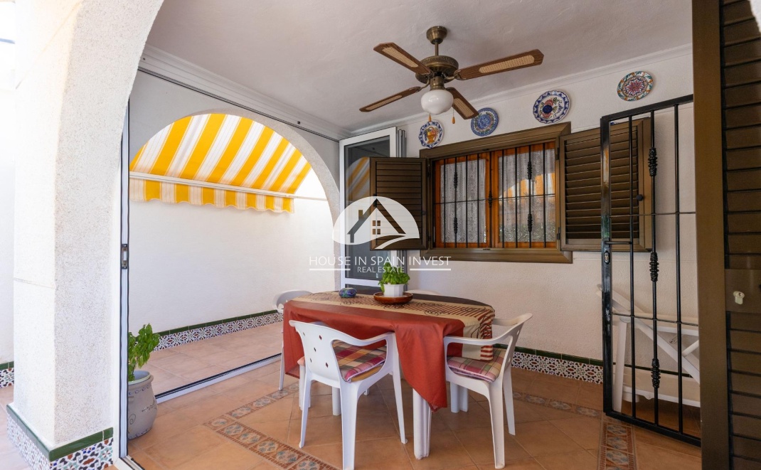 Herverkoop - Villa - Torrevieja - La Mata