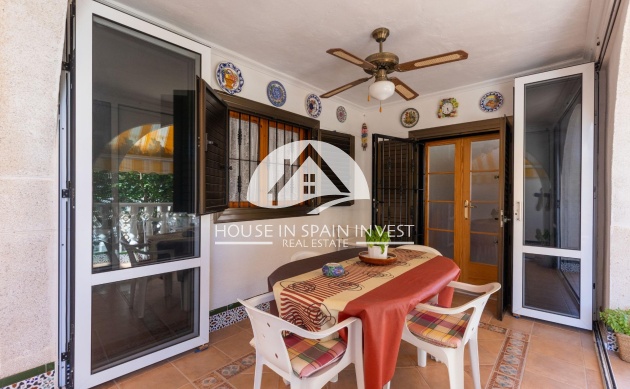 Herverkoop - Villa - Torrevieja - La Mata