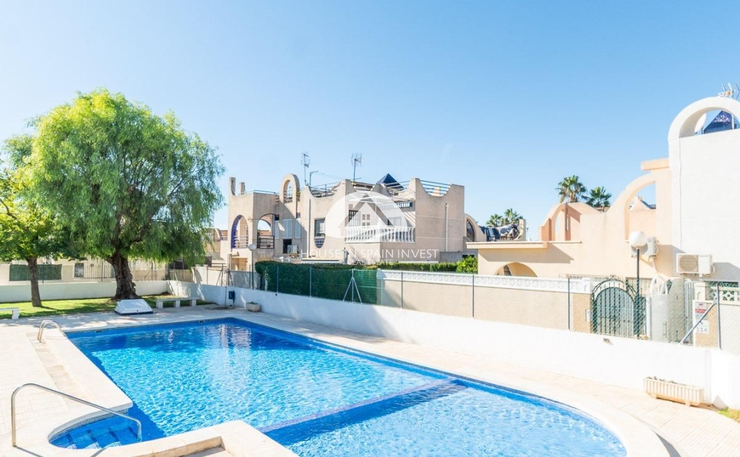 Resale - Townhouse - Torrevieja - Carrefour