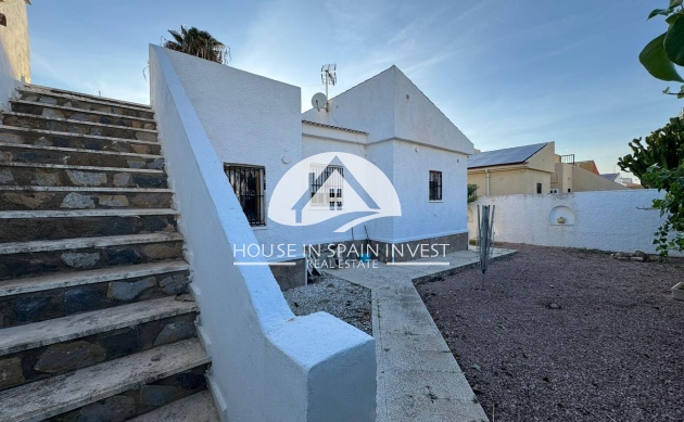 Resale - Villa - Torrevieja - La Siesta - El Chaparral - San Luis