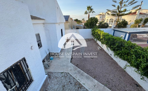 Resale - Villa - Torrevieja - La Siesta - El Chaparral - San Luis