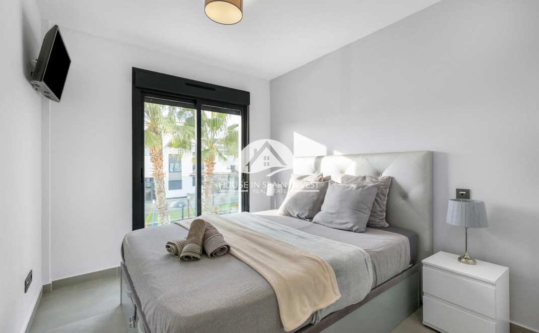 Herverkoop - Gelijkvloerse bungalow - Torrevieja - Los Balcones  