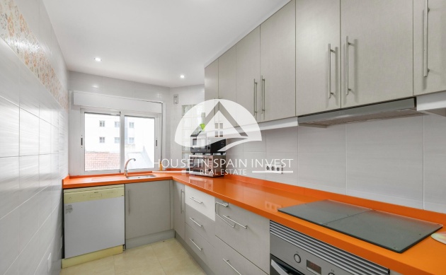 Herverkoop - Flat - Torrevieja - Centro