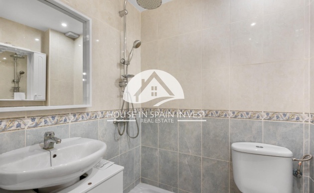 Herverkoop - Flat - Torrevieja - Centro