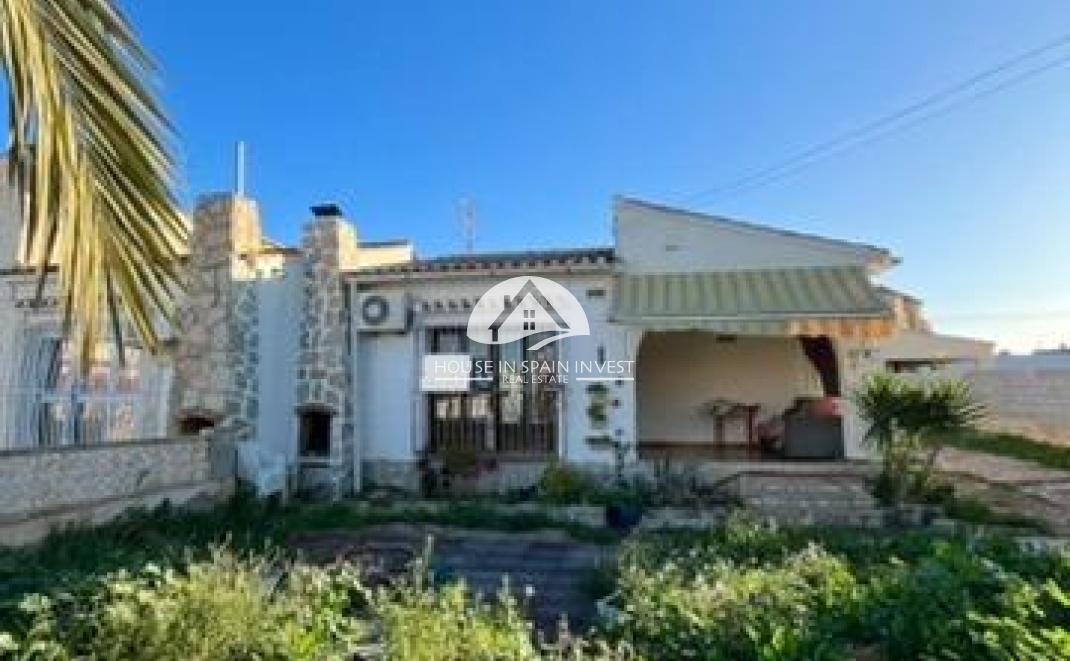 Herverkoop - Villa - Torrevieja - Aguas Nuevas - Sector 25