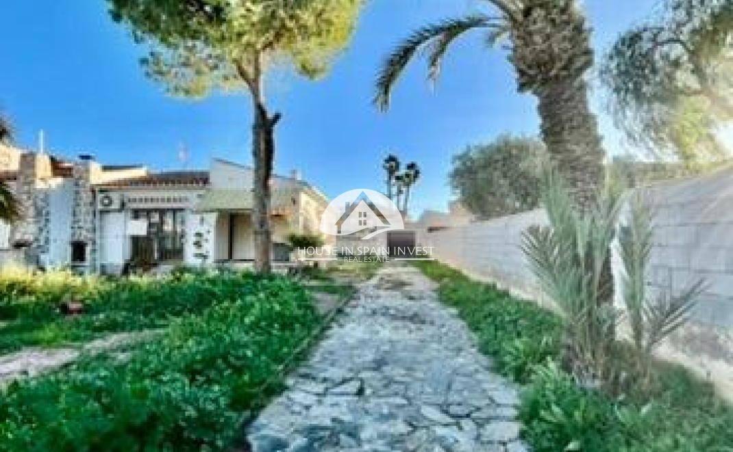 Herverkoop - Villa - Torrevieja - Aguas Nuevas - Sector 25