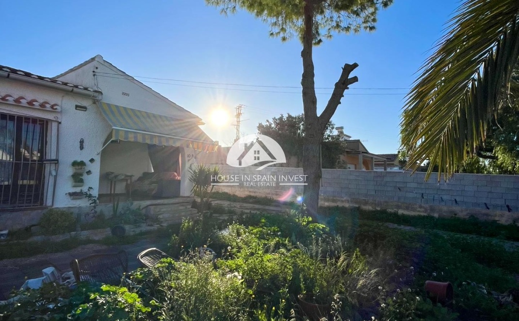 Herverkoop - Villa - Torrevieja - Aguas Nuevas - Sector 25