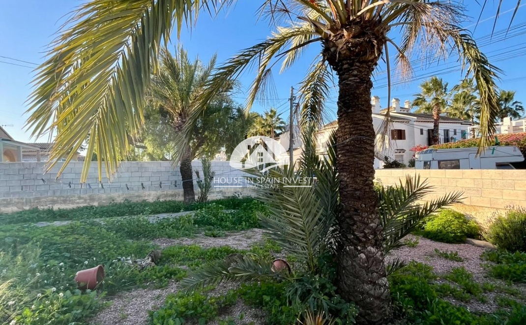 Herverkoop - Villa - Torrevieja - Aguas Nuevas - Sector 25