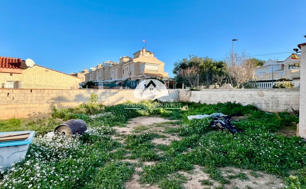 Herverkoop - Villa - Torrevieja - Aguas Nuevas - Sector 25