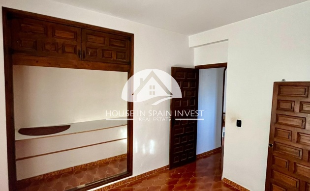 Herverkoop - Villa - Torrevieja - Aguas Nuevas - Sector 25