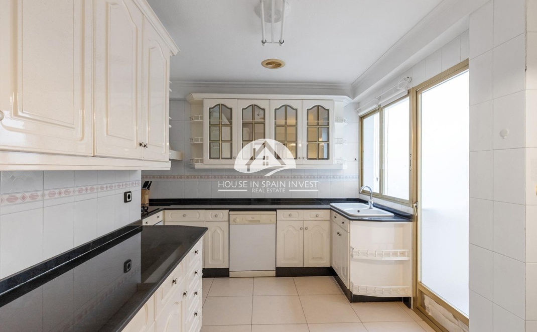 Herverkoop - Appartement - Torrevieja - Centro