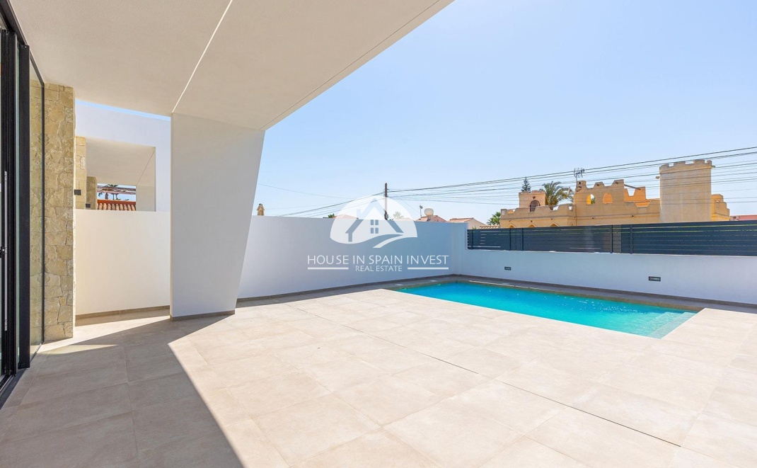 Herverkoop - Villa - Torrevieja - Los Balcones  