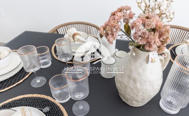 Herverkoop - Villa - Torrevieja - Los Balcones  