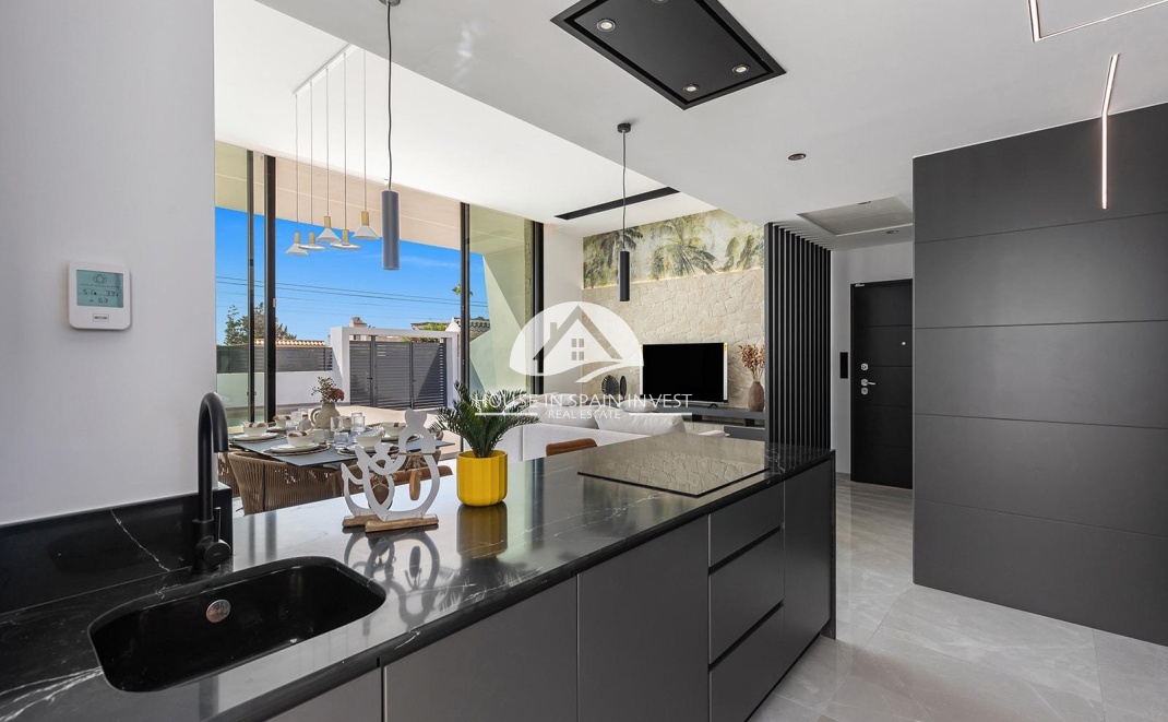 Herverkoop - Villa - Torrevieja - Los Balcones  