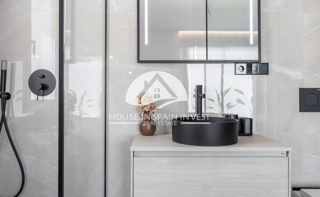 Herverkoop - Villa - Torrevieja - Los Balcones  