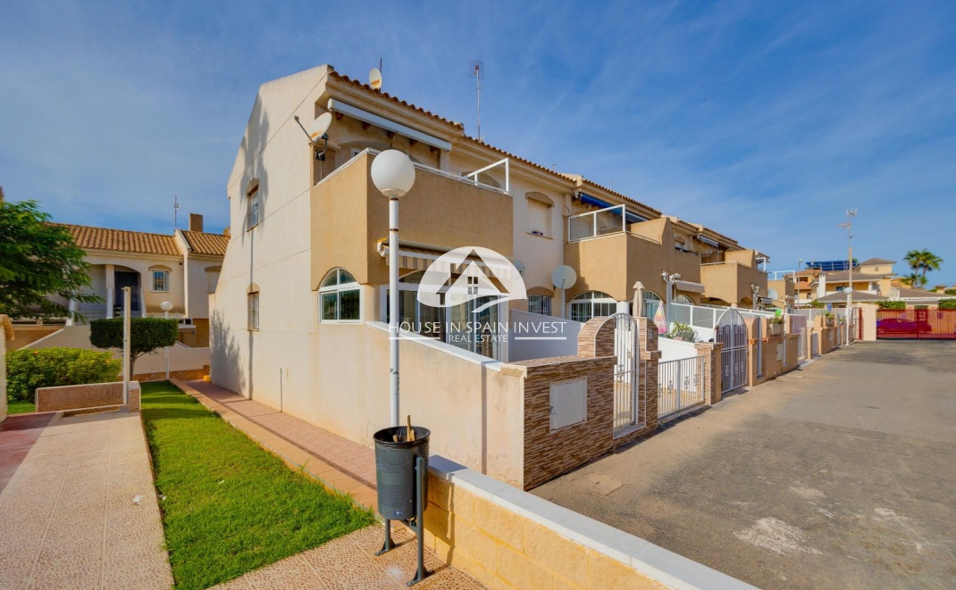 Herverkoop - Bungalows Planta Baja - Torrevieja - Aguas Nuevas