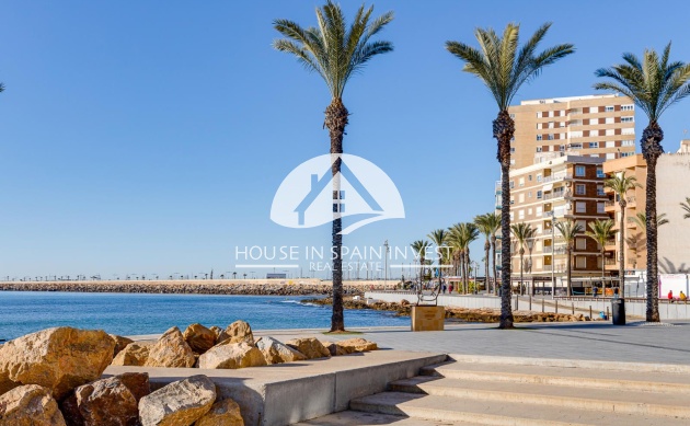 Herverkoop - Bungalows Planta Baja - Torrevieja - Aguas Nuevas
