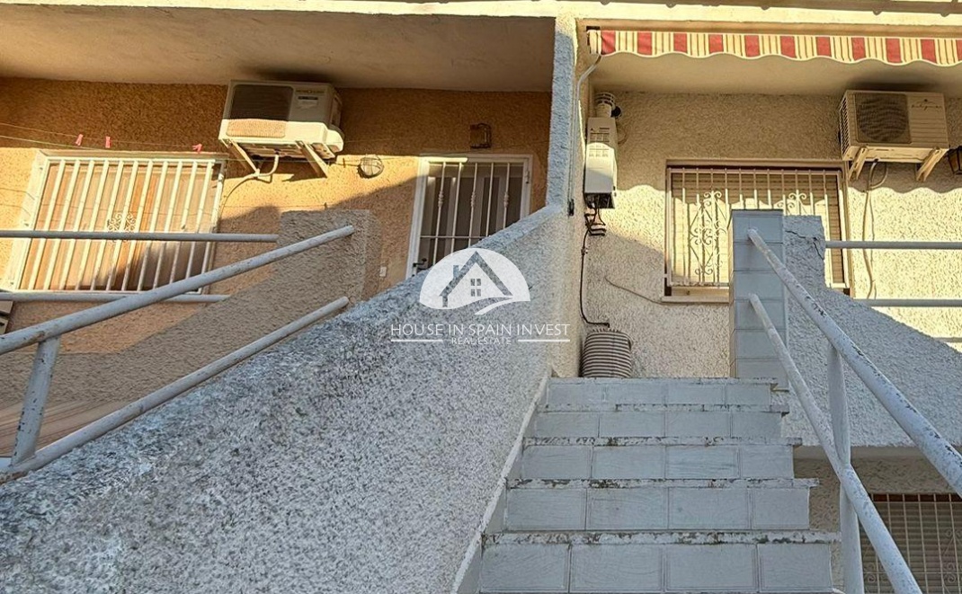 Herverkoop - Villa - Torrevieja - Los Balcones  