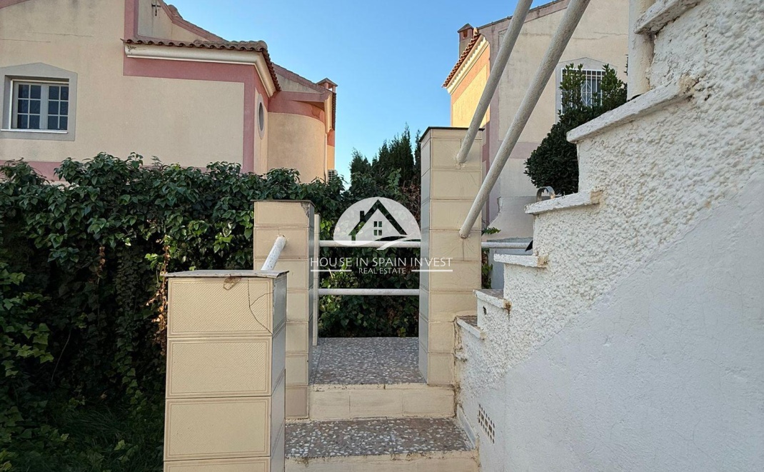 Herverkoop - Villa - Torrevieja - Los Balcones  