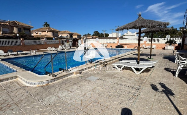 Herverkoop - Gelijkvloerse bungalow - Torrevieja - Punta Prima