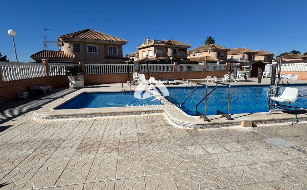 Herverkoop - Gelijkvloerse bungalow - Torrevieja - Punta Prima