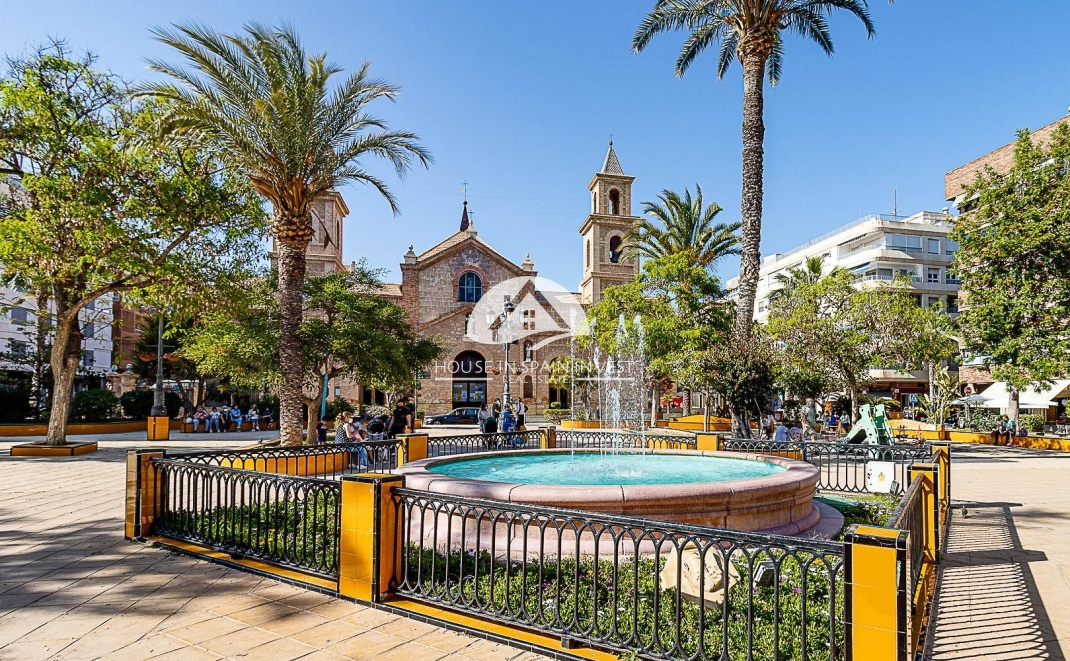 Reventa - Apartamento - Torrevieja - Playa del Cura