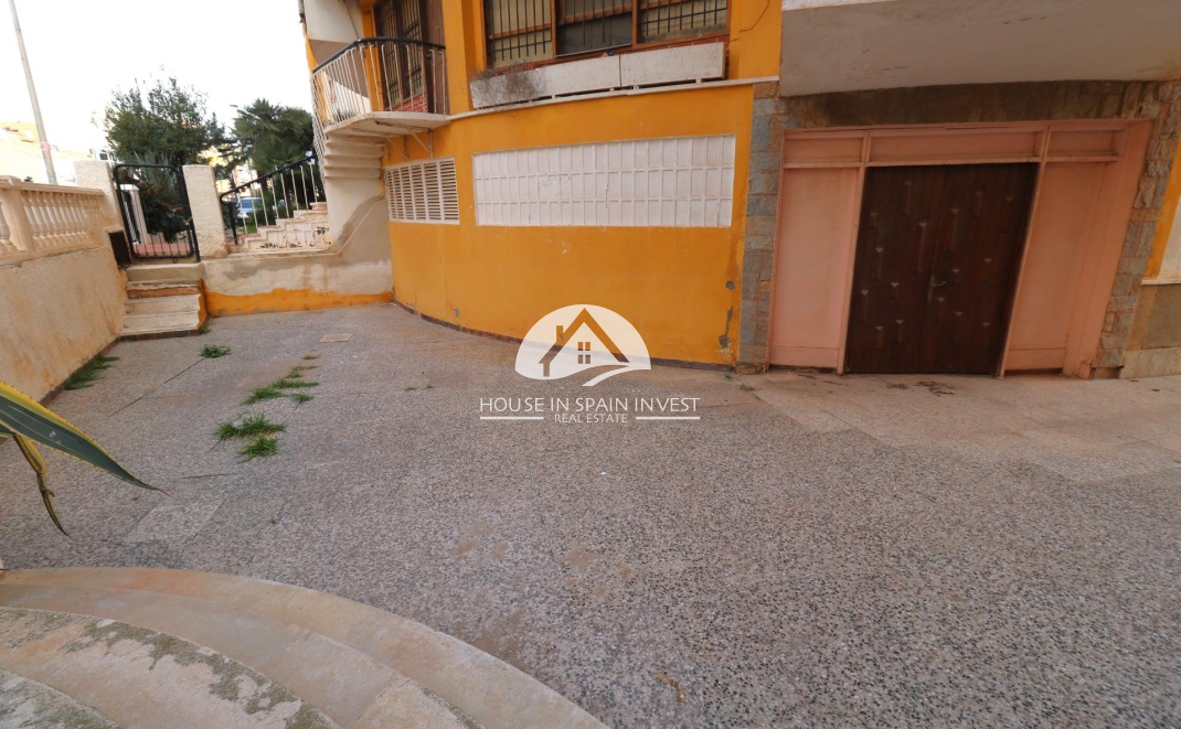 Reventa - Commercial Unit - Torrevieja - Centro