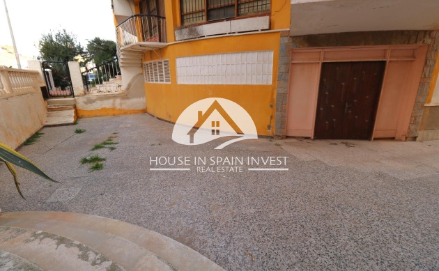 Reventa - Commercial Unit - Torrevieja - Centro