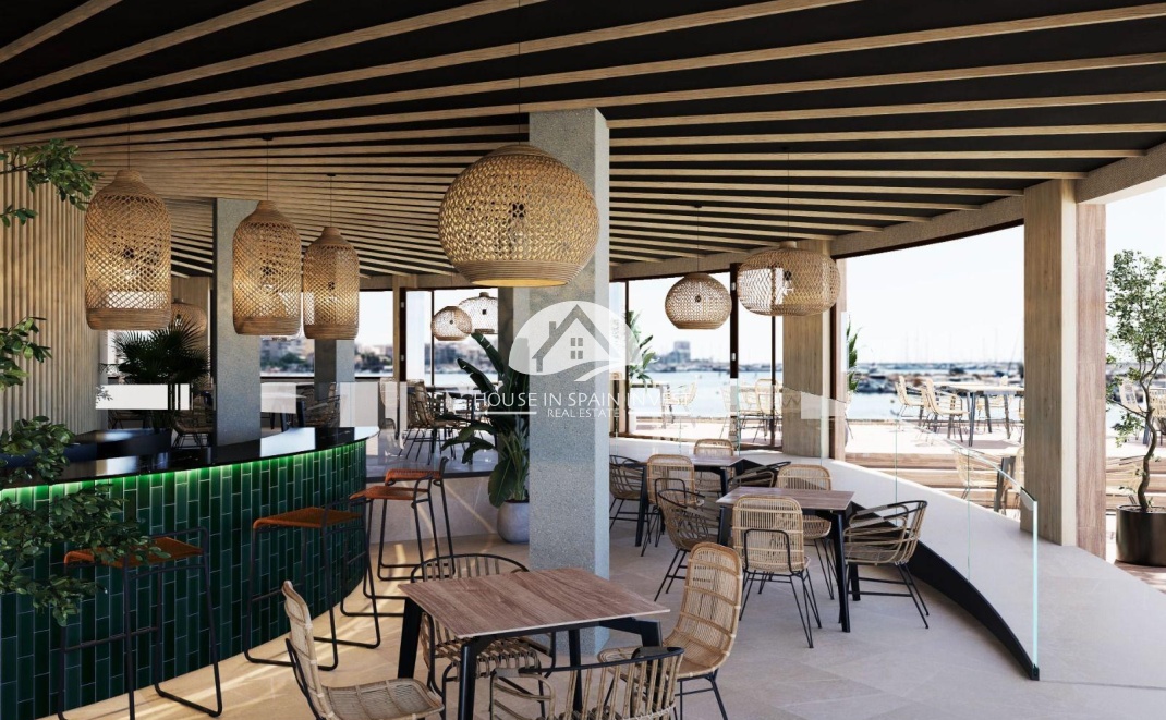 Reventa - Commercial Unit - Torrevieja - Centro