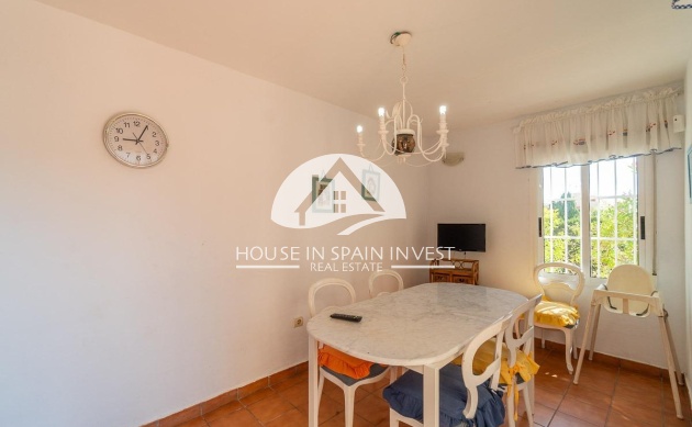 Resale - Villa - Torrevieja - La Mata